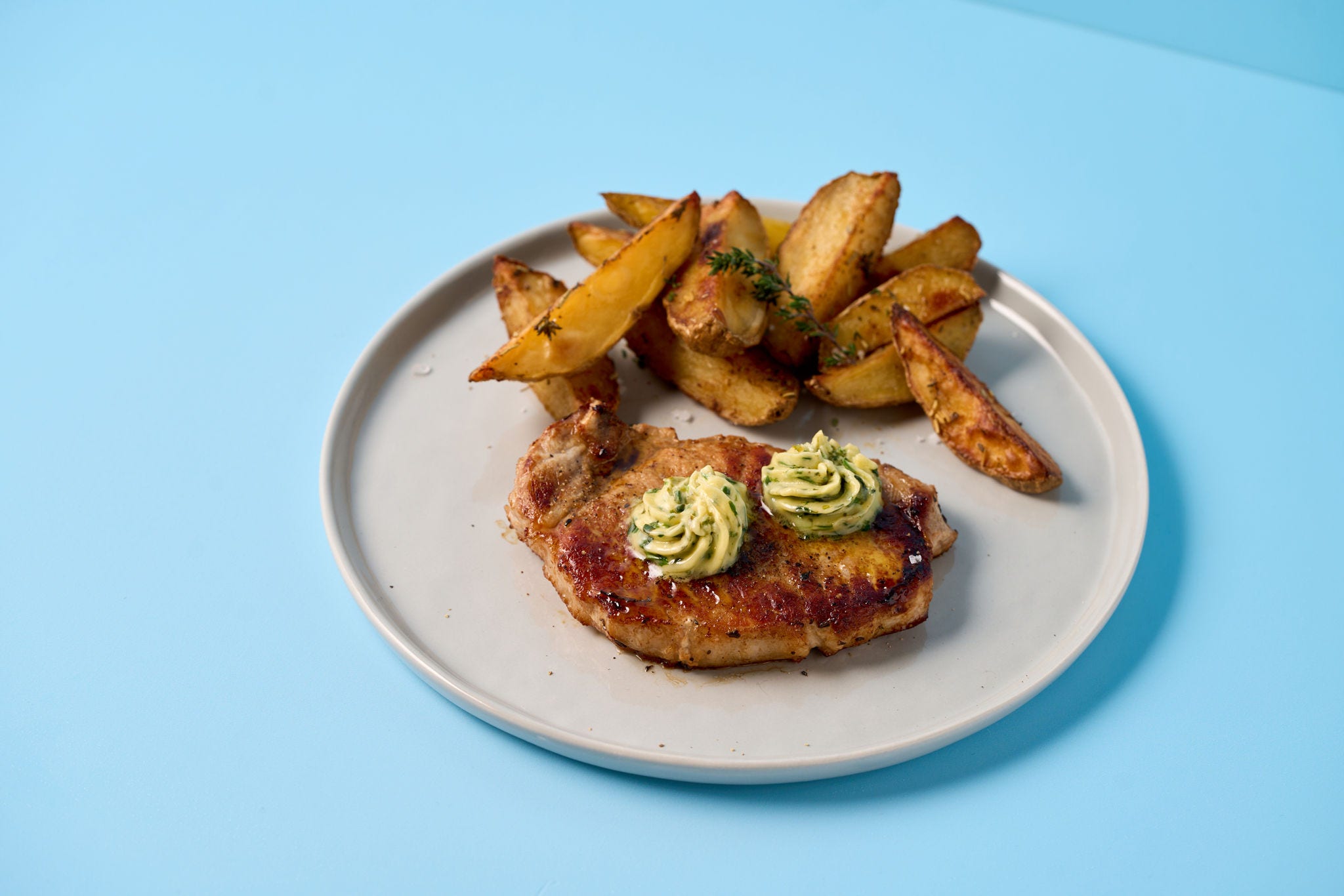 Frysing av urtesmør: På denne måten holder den seg frisk lenger!