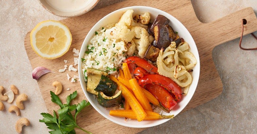 Stekeovnsbolle med blomkålcouscous – fargerik, sunn og virkelig deilig