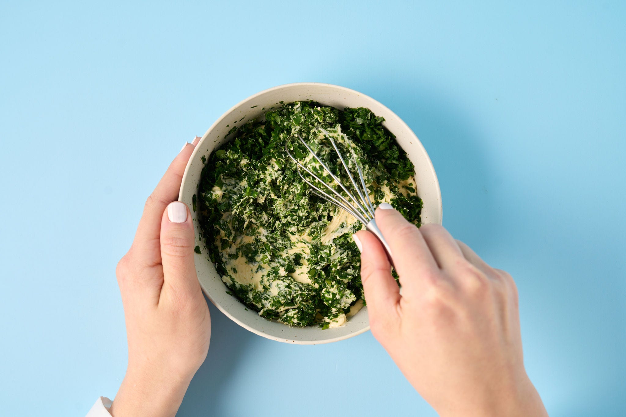 Frysing av urtesmør: På denne måten holder den seg frisk lenger!